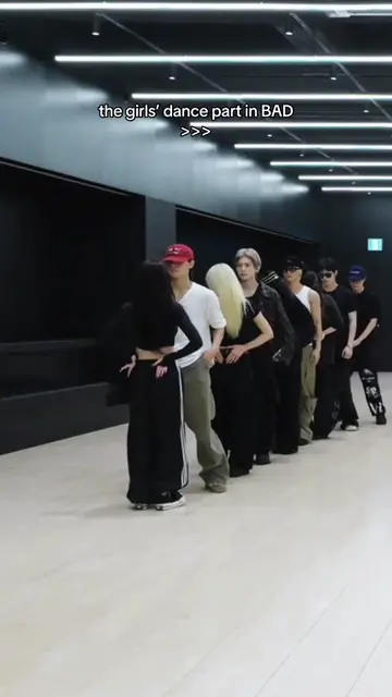 biggest fan of the BBT girlies 😍😍 @ATEEZ_Official  #ateez #kpop #bad #dancers 