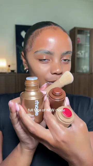 Quick bronzey natural makeup @rhode skin I used shade 04 in the highlighter milk