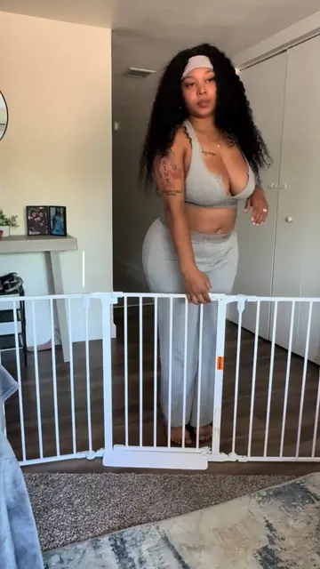 Ever wonder what mornings look like with Ralo and Dior? 🐾☀️ From sunrise potty 