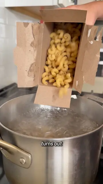 Making dinner that works for everyone 😅❤️ because food is love ❤️🌈 Quick weekn