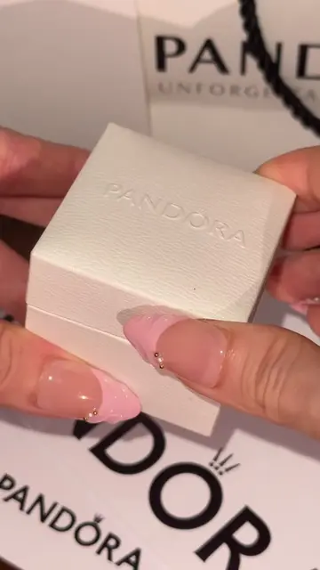 OMG! Look at this ring 😱💍#jewelry #viral #diamond #ring #fyp 