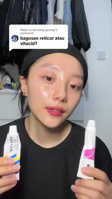 Replying to @Kentang goreng. Perbedaan reticor dan vitacid menurut aku  #tretino