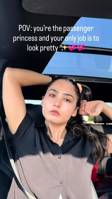 💞💞💞 He drives. I shine. That's the deal.  Products used Sunscreen @La Roche-P