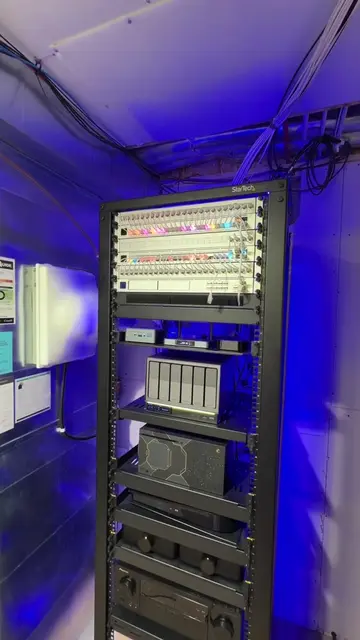 Is @Ubiquiti Inc.  the APPLE of Networking ? Let me know down in the comments. =