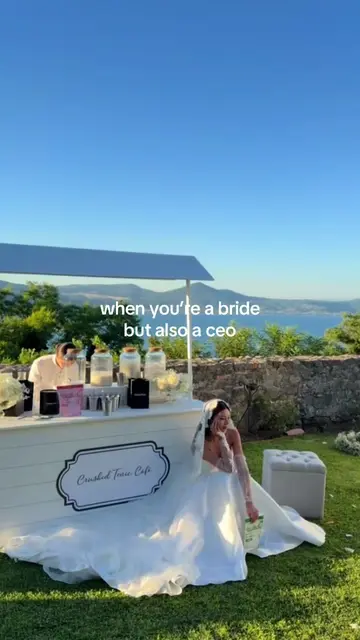 @Crushed Tonic working even at my own wedding  #wedding #collagen #korean #korea