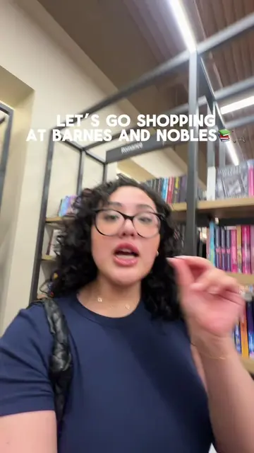 BARNES AND NOBLES SHOPPING VLOG!!📚🛒 give me your best book recs pretty pls🥹. 