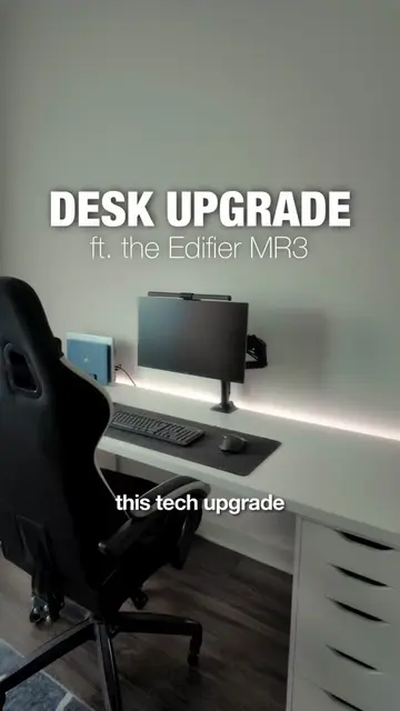 The setup just got a whole lot cleaner with this nice desk and workflow upgrade 