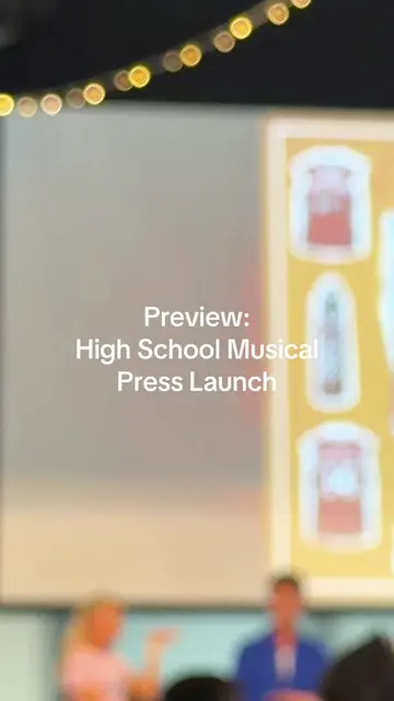 👀 First look at Disney’s High School Musical on stage! 🎭 Here’s a preview of t