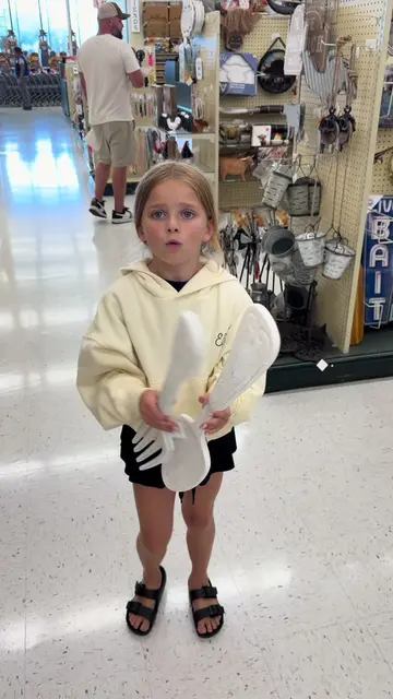 We went a little crazy in Hobby Lobby! 🤣🤪 #hobbylobby #Vlog #family @Joe.Booth