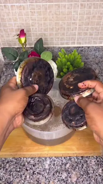 🔥 Don’t Throw Away Your Stove Burners! Clean Them Like New With This Chef’s Sec