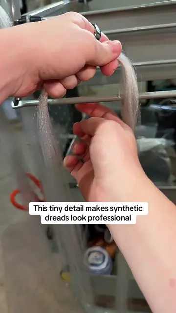 Perfect SE dreadlock loop tutorial — no frizz, no mess. #syntheticdreadlocks #cr