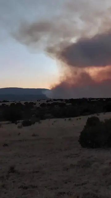 Fire Update 5— Beulah, CO 🔥 Wind just shifted northeast and the fire is pulling