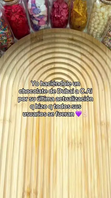 El video me dio gastritis de solo verlo 😭💔🤞🏻#polybuzz #characterai #bots #qu