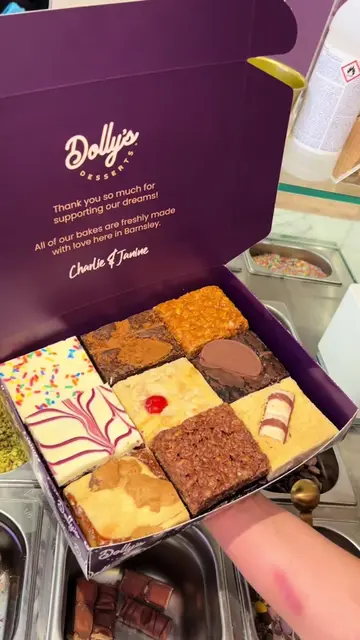 Bakes available to shop now!!🤩🤩 #dollysdesserts #SmallBusiness #bakes #restock