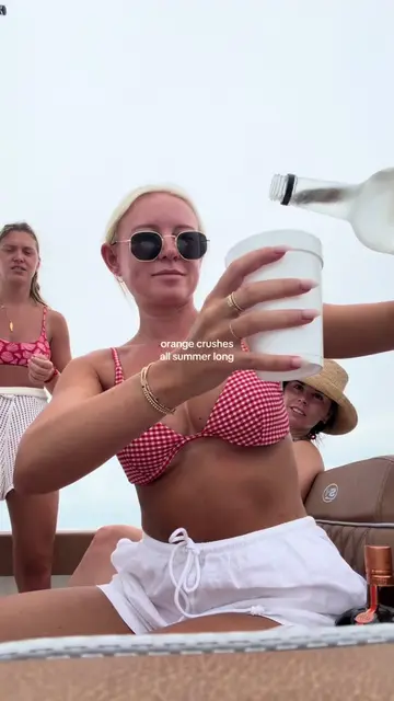 your sign to whip up some orange crushes this weekend 🇺🇸🍊🥤 what you need —  