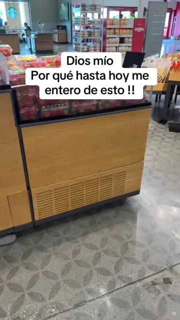 Por qué hasta hoy entero de esto. #lifehacks #lifetips #strawberry #fruit #tips 