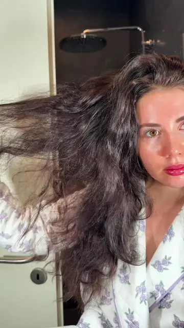 Your hair starts at your scalp. That’s the real secret to Korean-style glossy ha