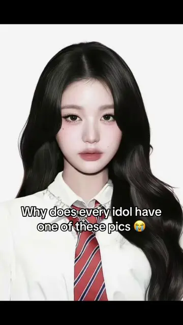 Wonyoung mogging 🥹  #kpop #viral #fyp #wonyoung #illit . . . . . . . . . . . . 