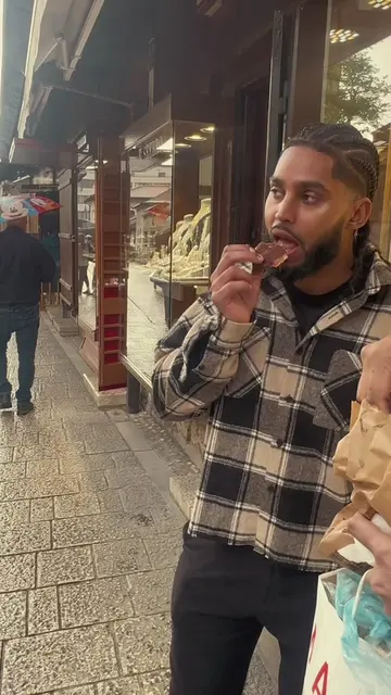 Trying Bosnia’s famous chimney cake and safe to say it didn’t dissapoint. Save t