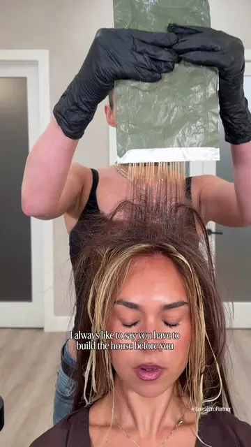 You have to build the house before you paint it 🏠 I used @L’Oréal Professionnel