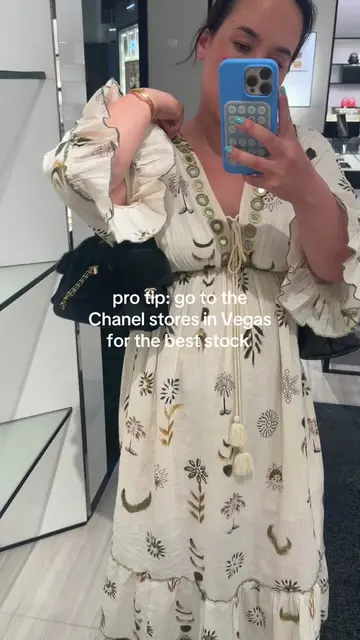 Because why did they have so many Chanel 25 bags in stock  #chanel25 #chanel #de