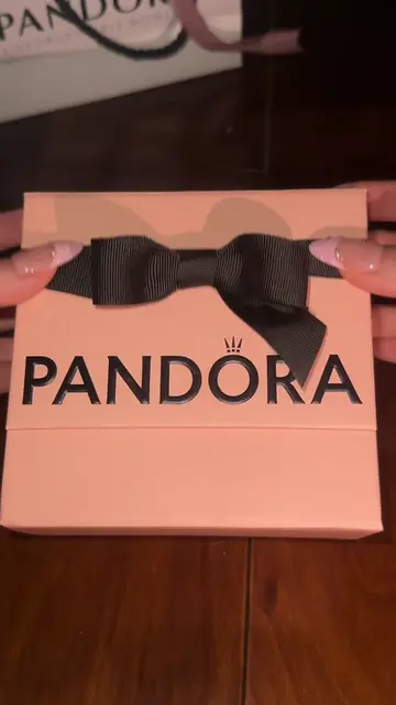 I want it 🥺💍#promisering #ring #girlfriend #pandora #viral 