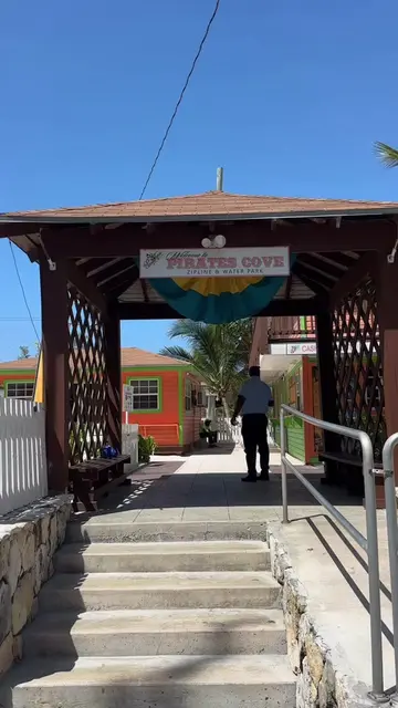 POV: Your cruise just docked in the Bahamas… 🌴🚢 One of the best decisions we m