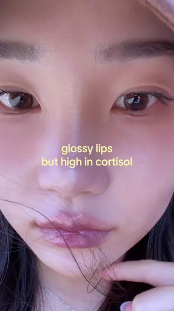 then I see the stains on my base 💀 #lipgloss #glossylips #glowymakeup #girlprob