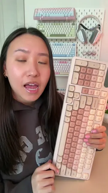 New colorway✨ this is the perfect keyboard for a dark aesthetic🖤 ♡ 100% layout 