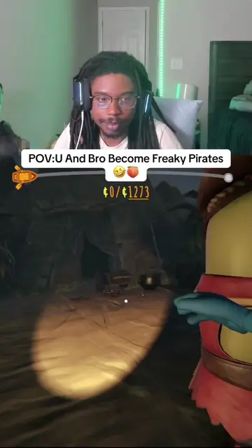 game is overly freaked out🤣🤣💀WITH @buck #indiegames #fyp #gaming #GamingOnTik