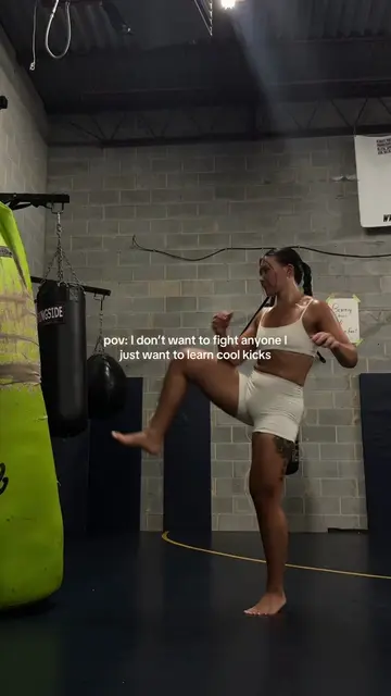 I’m just out here tryna be a ninja ⚔️🥊 #muaythai #girlswhobox #beginnerkickboxi