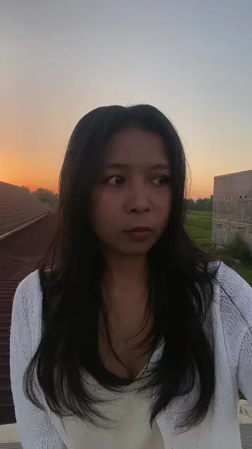 Falling in love with those eyes so much x  #couple #pacarbule #mixedcouple #ldr 