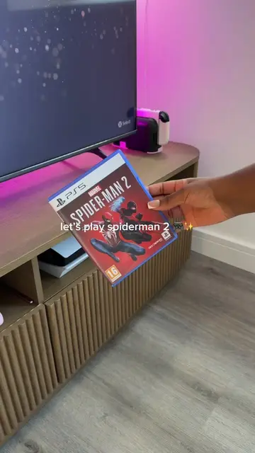 let's play spiderman 2 🎮✨  I know venom is a villain but, I love playing as him