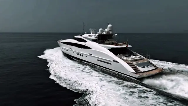 Billionaire Life Style..🗣️💸 Yacht Name: “EQUITY” Price: ~$12.000.000 Length: 4
