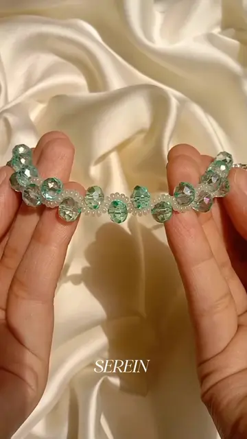✨ Ocean-Inspired Crystal Beaded Bracelet🌊 I made this elegant bracelet using cr
