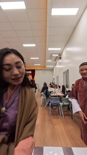 Accidentally Photographed a Famous Bhutanese Actress in Perth! 🇧🇹✨ I was photo