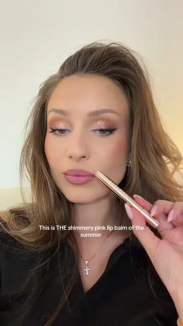 Seriously, I’m obsessed with all of the shades but this pink is my favorite!! @A