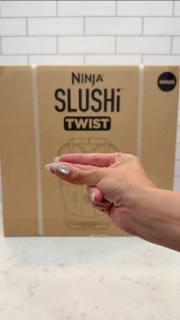 Perfect time to unbox your new summer obsession in this heat wave. 🥵🥤  #NinjaS