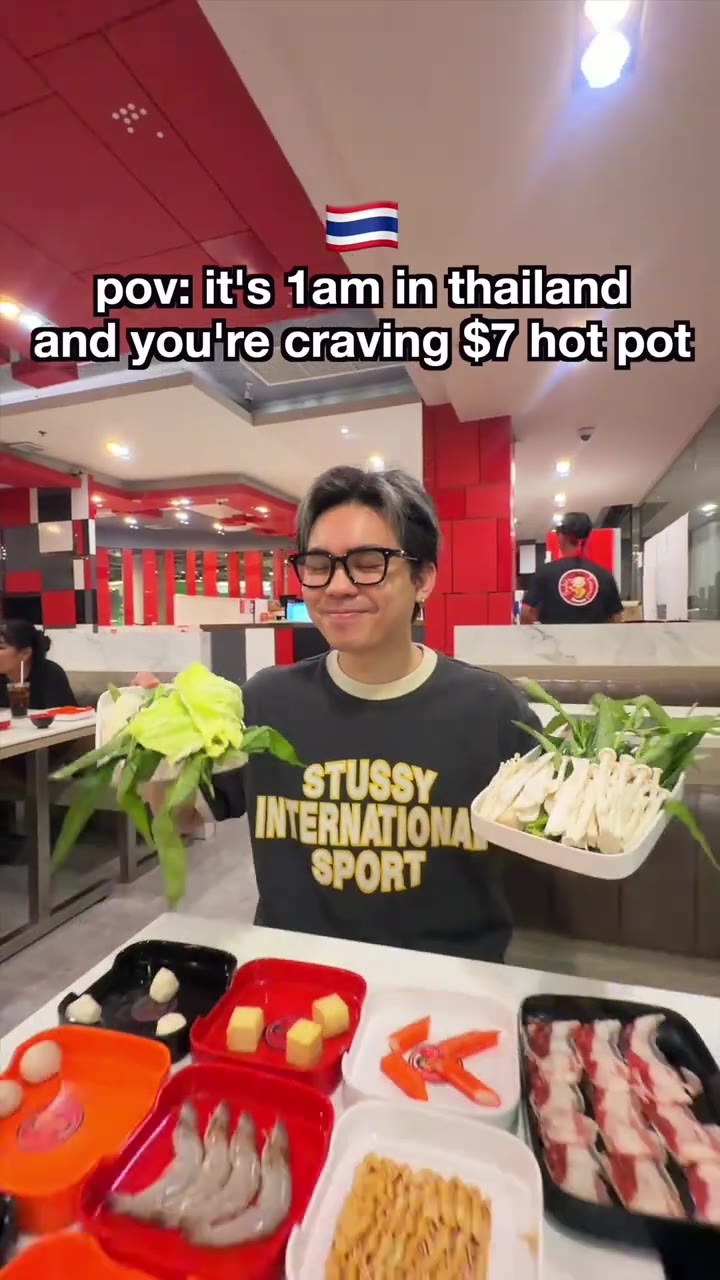 pov it’s 1am in bangkok thailand and you’re craving suki teenoi $7 ayce hot pot�