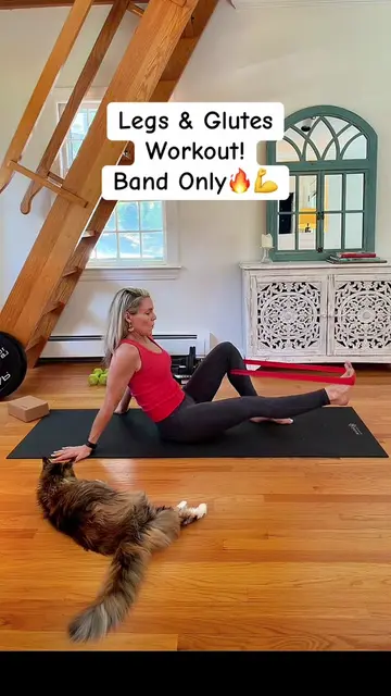 5 exercises. 1 Band. Strong, Stable Lower Body.                                4