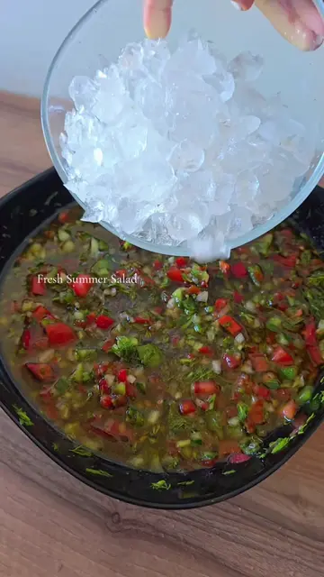 The Freshest Summer Salad 🥗❄️ Ingredients 3 green peppers 3 red peppers 2 cucum