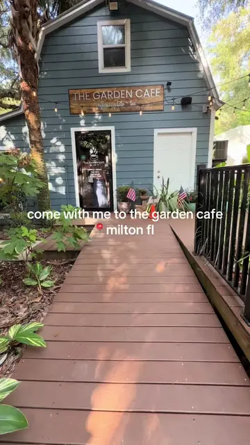 I’m so obsessed with this place! The garden cafe is in Milton Florida! If you’re
