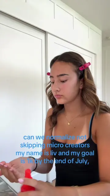 hii!! my name is liv and i would love to try to reach 1k by the end of july! i p