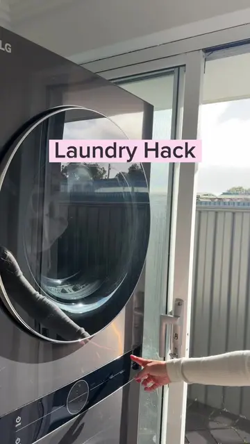A simple laundry hack that can help speed up drying time 🧺✨ Halfway through the