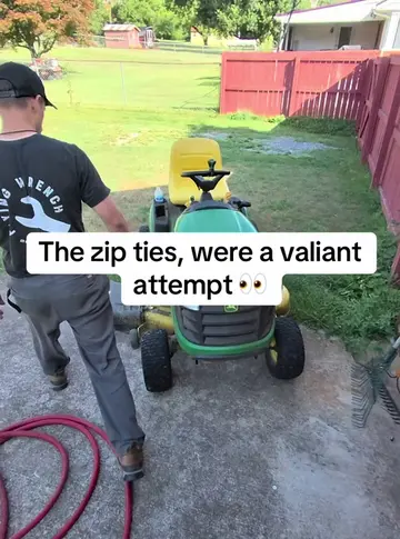 Lift comes in handy on deck repairs  #fyp #repair #mobilemechanic #smallengineme
