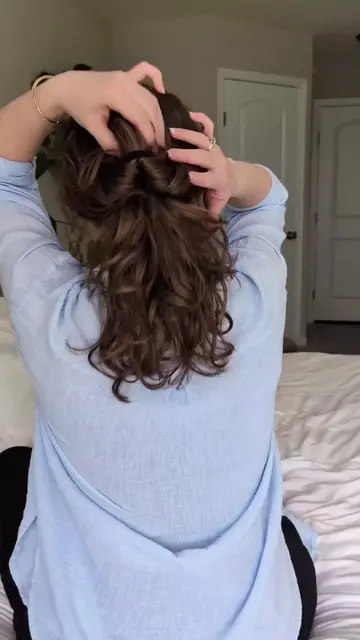 do you need your hair up? my fav updo during this heatwave ever since I saw @Ang