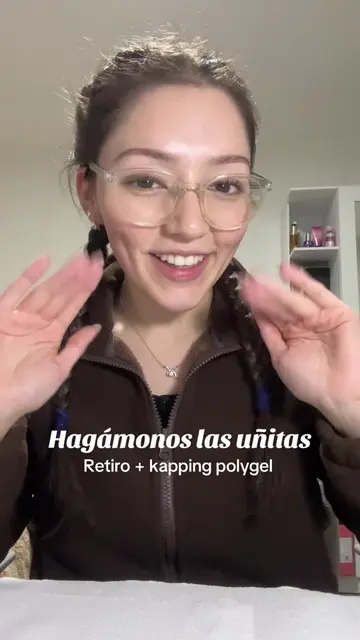 Retiro y aplicación de kapping polygel, y aprovecho de conversarles varios temas