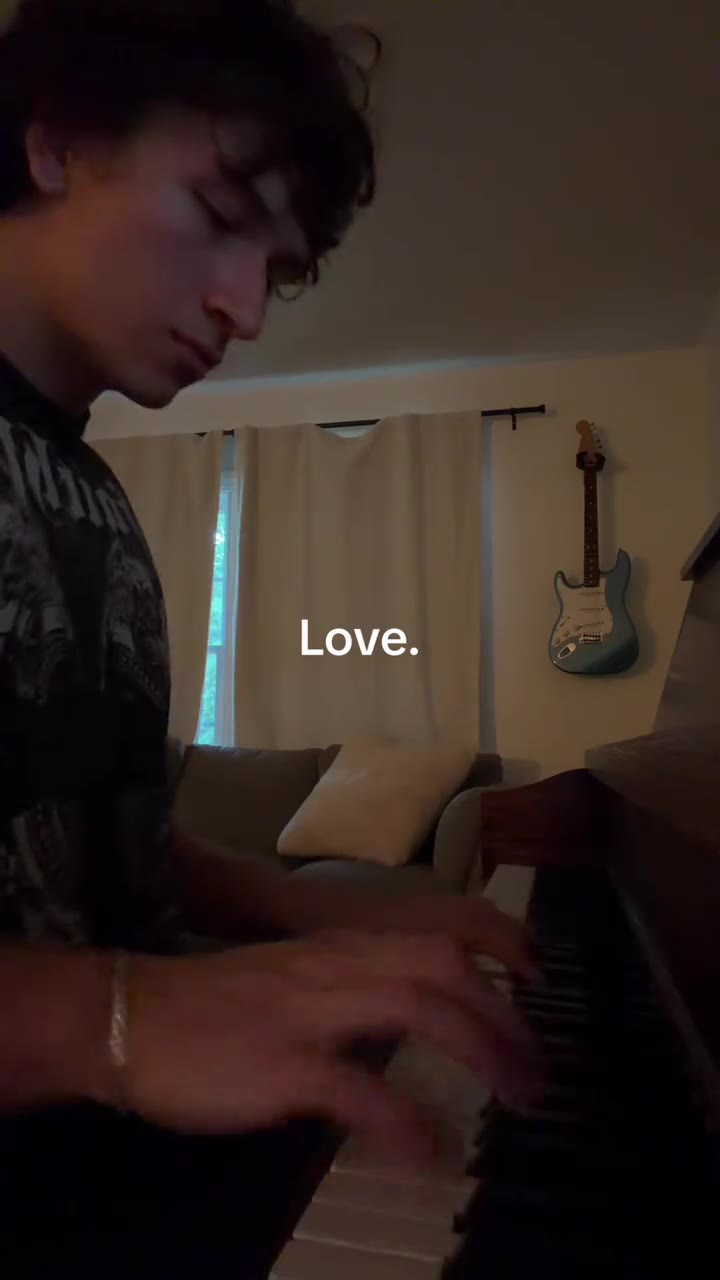 Love. #wavetoearth #piano