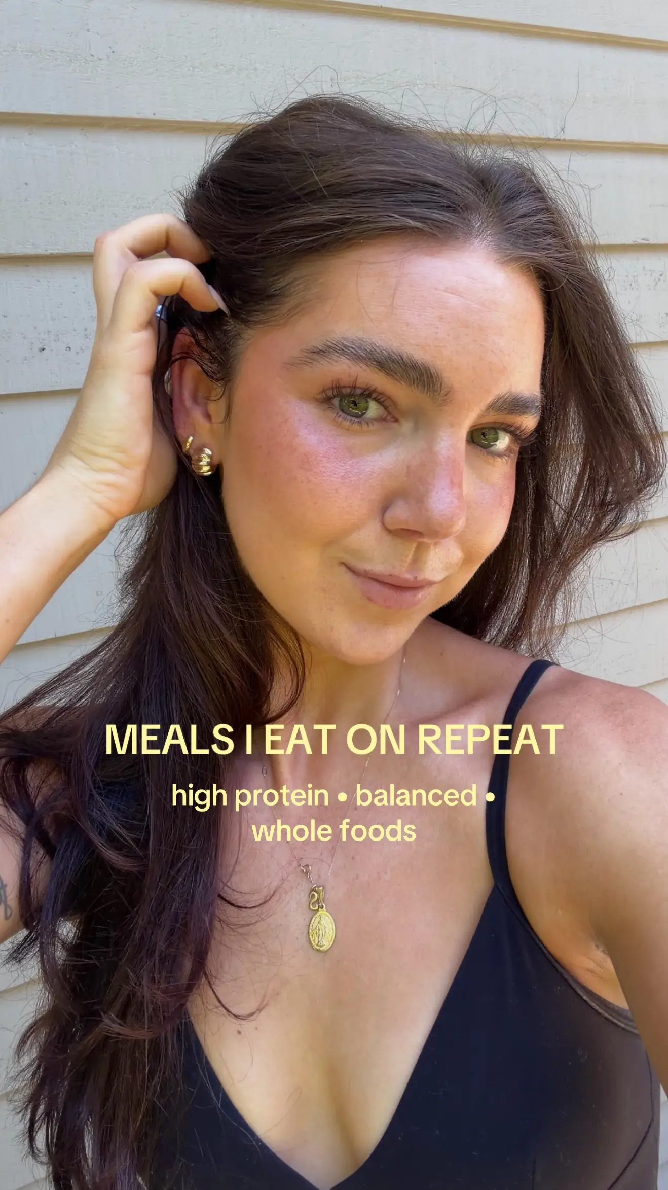 And when I say repeat I mean I literally eat within this font 75% of the time 👩