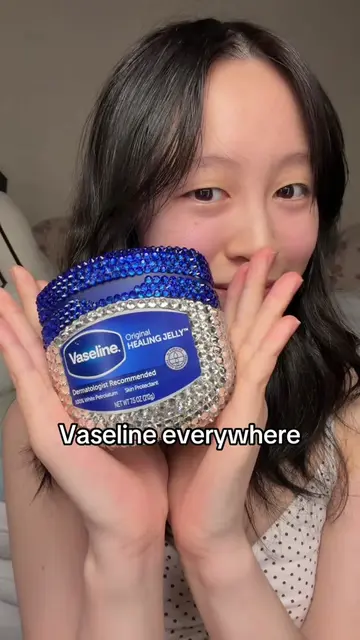 100 problems, 1 solution 🤍 Vaseline is that girl✨ #vaseline #skincaretips #skin